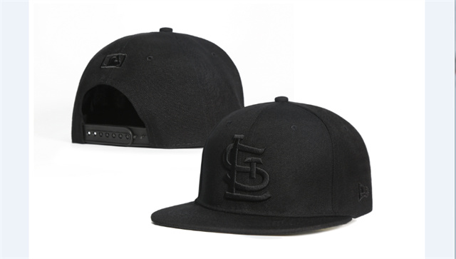  Name:snapback-170
 Size:
 Price:US$