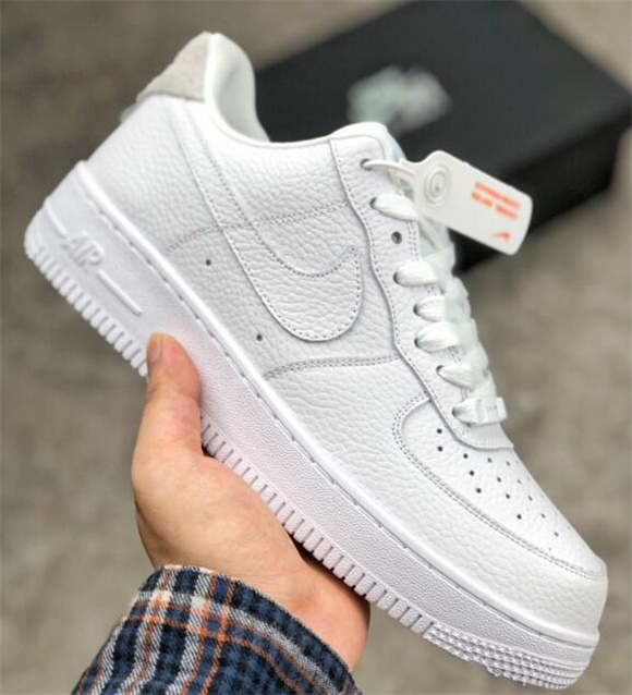  Name:af1AAA-94
 Size:
 Price:US$